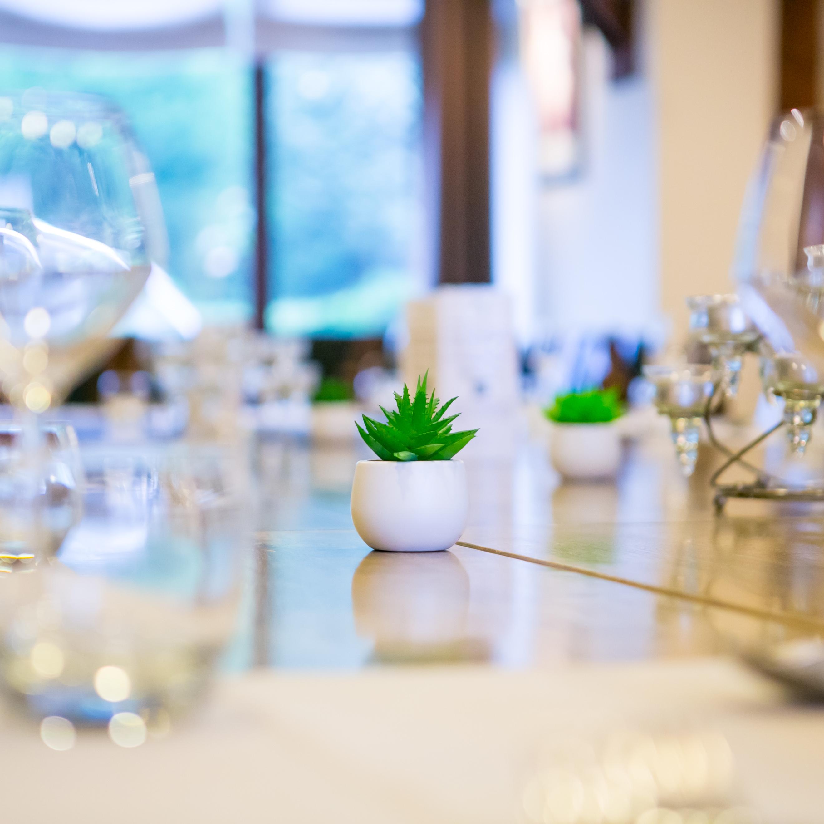 Logis Hotel Restaurant Des Acacias Lille Neuville En Ferrain 누빌엉페랑 외부 사진